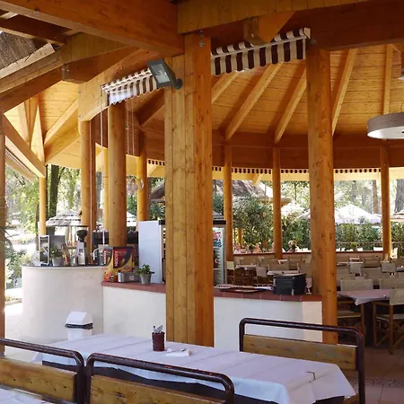 Villa And Apt. In 21292 Lido di Spina