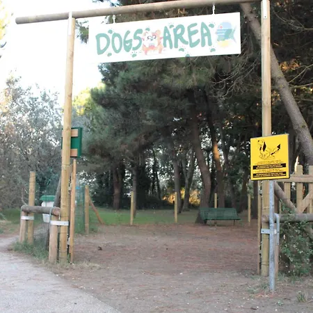 Villa And Apt. In 21292 *