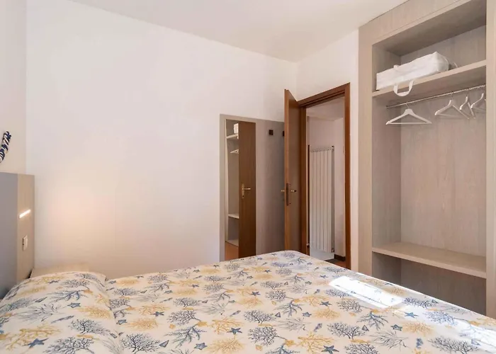 And Apt. In 21292 Villa Lido di Spina