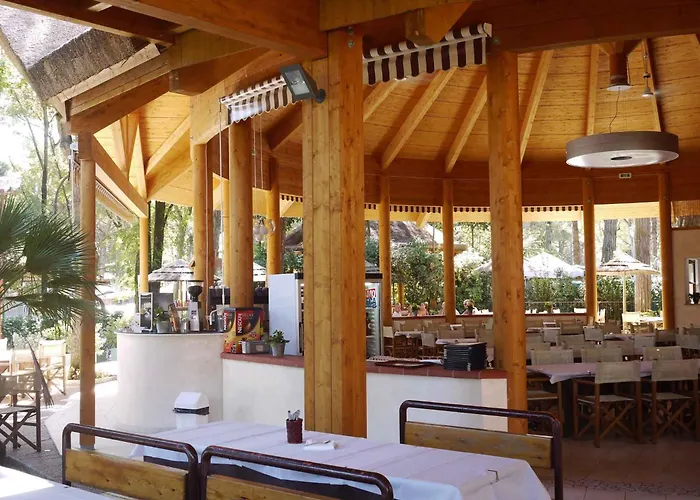 فيلة And Apt. In 21292